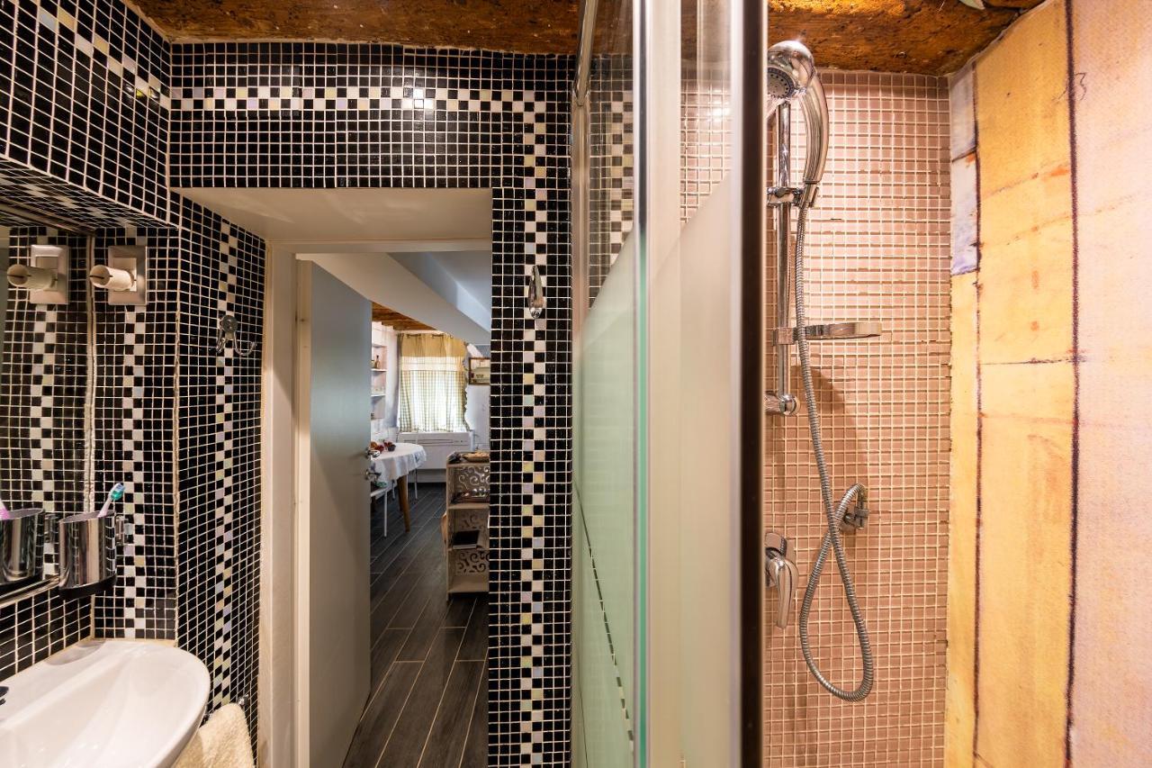 Ln Luxe Apartment Venice Canal View Экстерьер фото