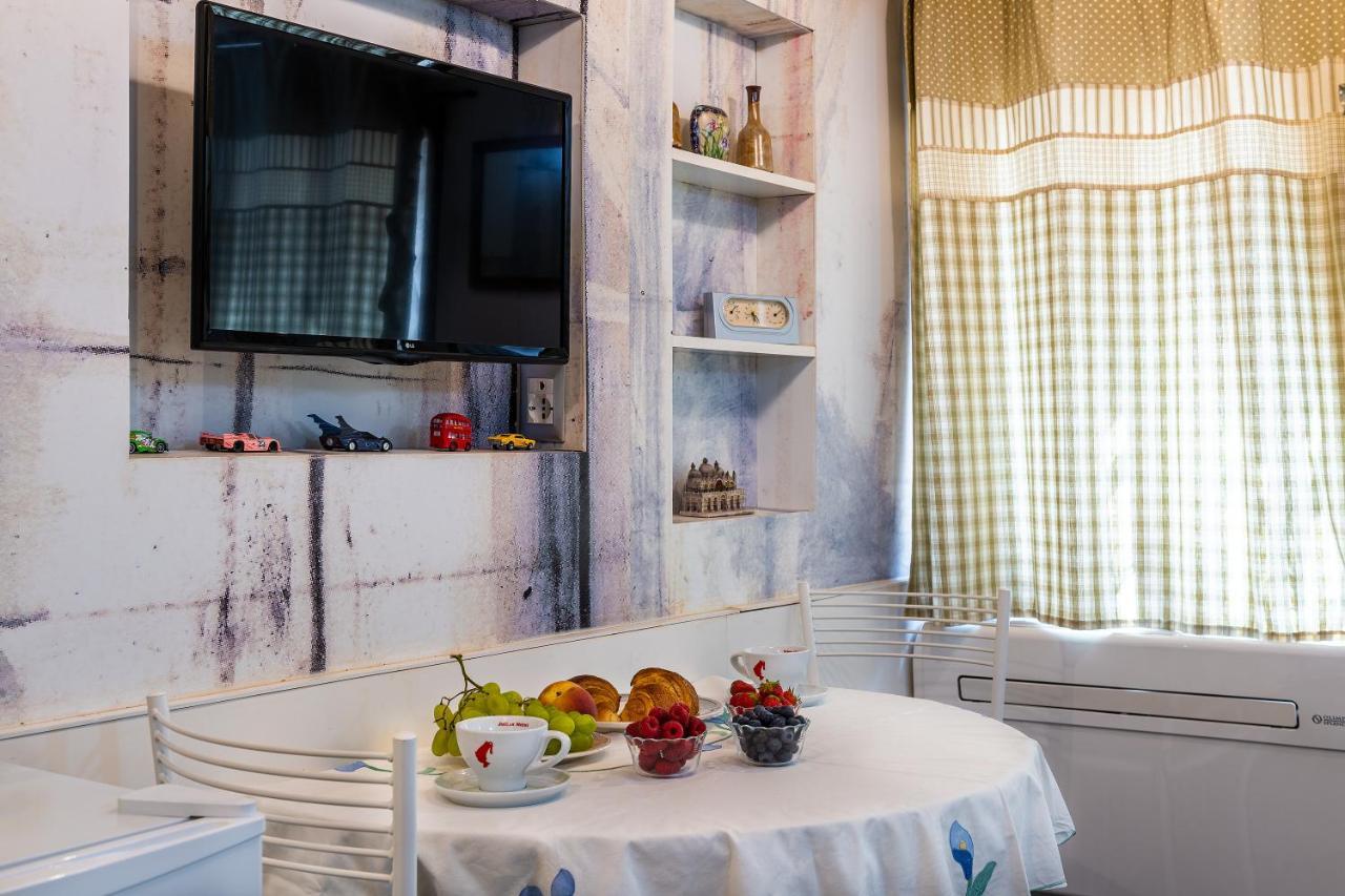 Ln Luxe Apartment Venice Canal View Экстерьер фото